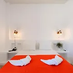 Hotell Stella 2*