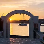 Stella 2*
